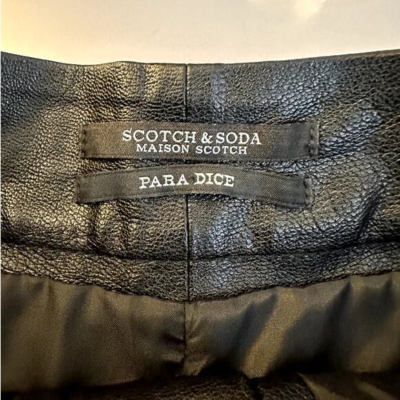 NWT Scotch & Soda Para Dice Black Shorts Faux Leather Heart Eyelet Size Medium - Picture 11 of 13